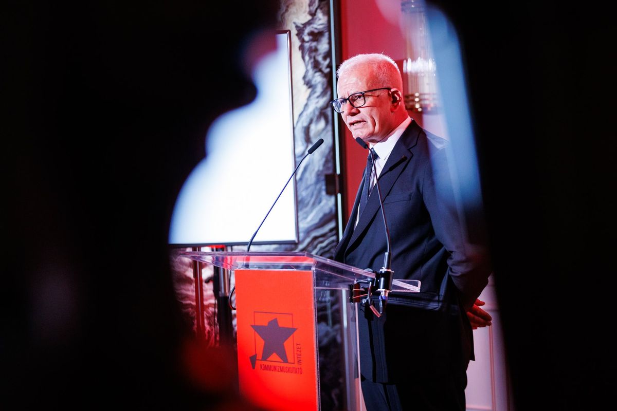 b70c4934ba7f4dbaaefa0ad802ea33ab